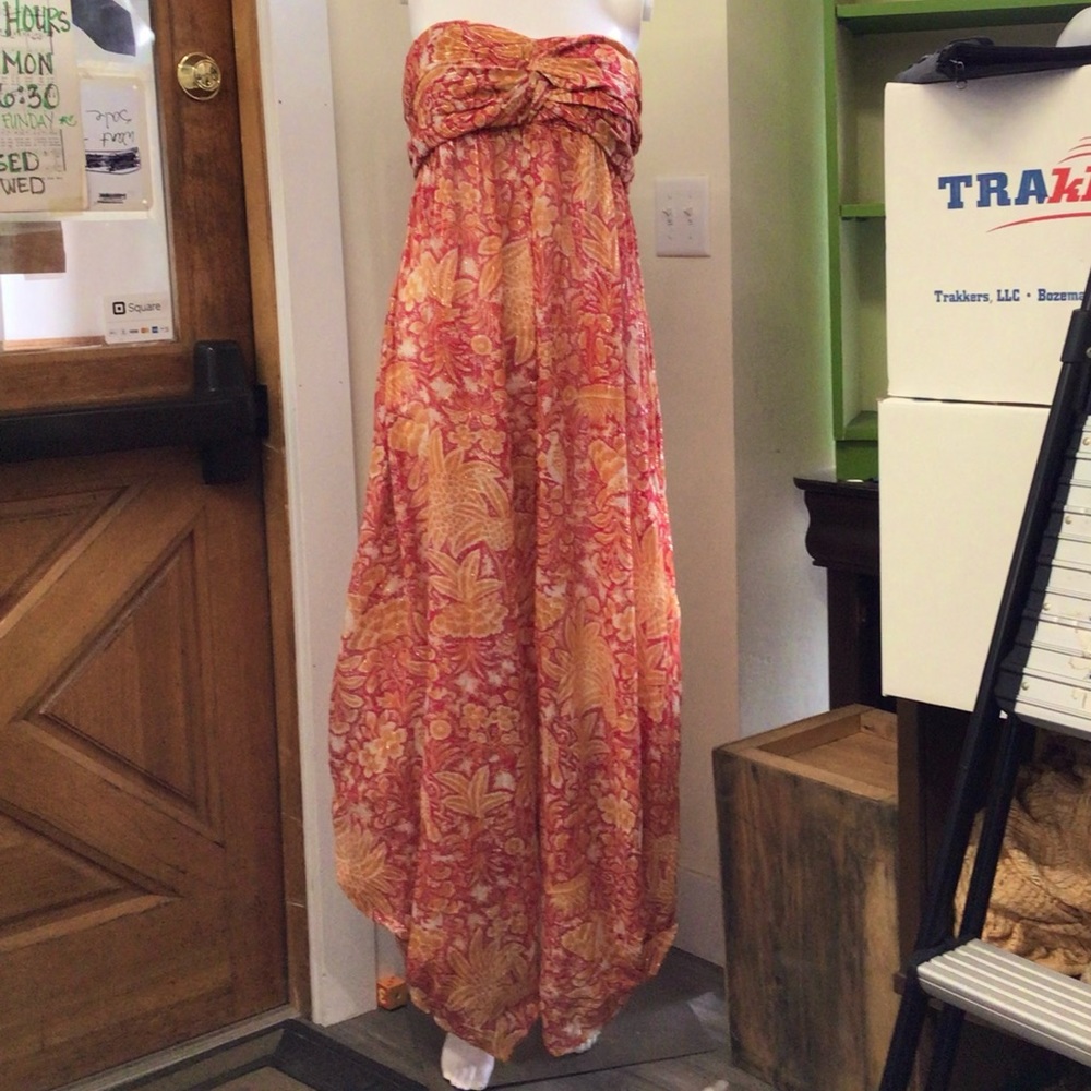 Womens NWT sleeveless red & orange print ANTHROPOLOGY jumpsuit / size XL